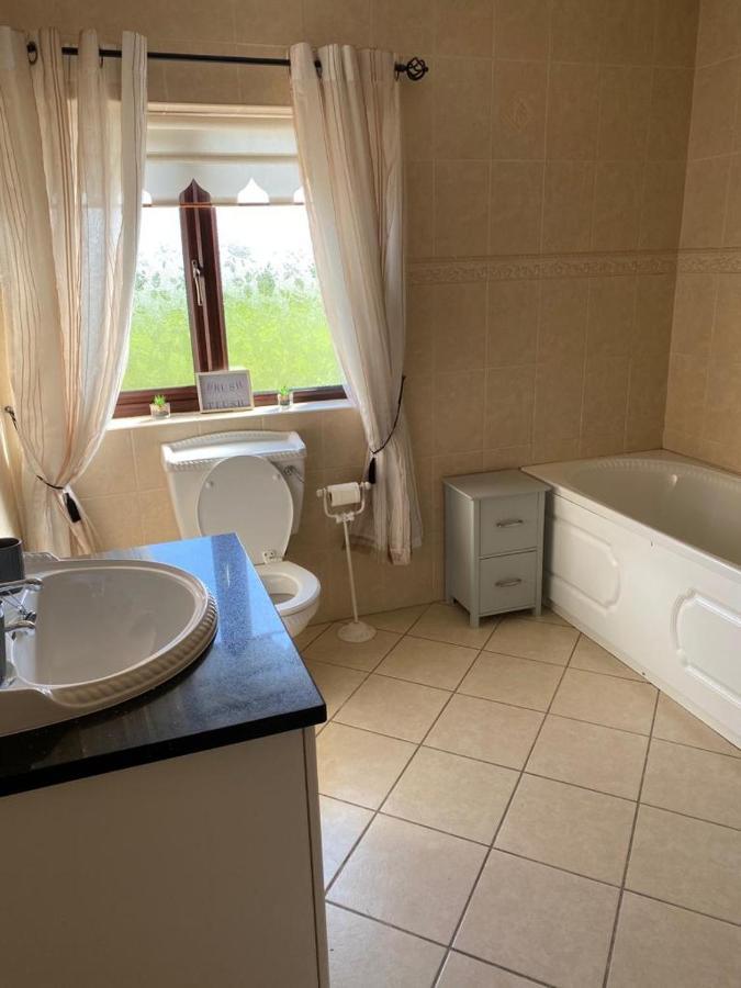 Gallagh Guest House Self Catering H18R252 Eircode Monaghan Extérieur photo